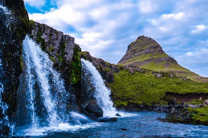 2-Day Snaefellsnes & Borgarfjörður Fjord Small-Group Tour - Kirkjufell photo stop: iconic, but brief enough to stay comfortable