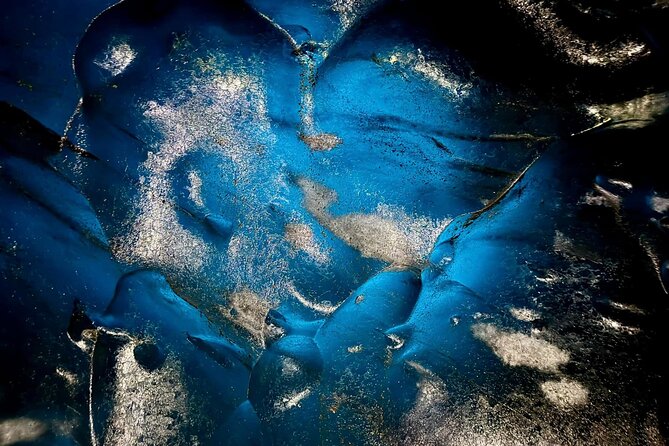 2 Day South Iceland Black Sand and Ice Cave Small Group Tour - Guides, pacing, and the human side of the trip