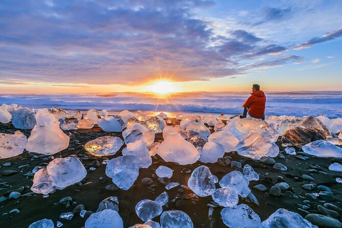3-Day Northern Lights Hunt & Glacier Lagoon Tour - Day 3 south coast classics: Reynisfjara, Skógafoss, and Seljalandsfoss