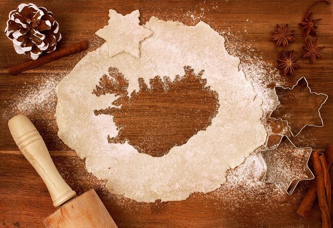3-Hour Shared Christmas Food Tour with Guide in Reykjavik - Price and value: getting a meal, not a snack flight
