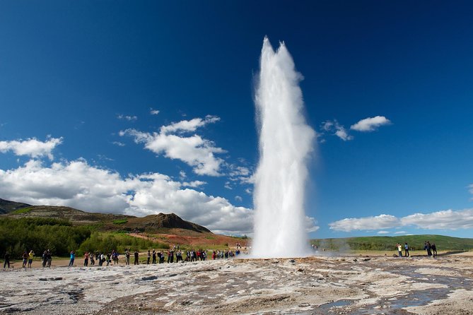 4, 5, 6 or 7-Day Small-Group Ring Road Tour from Reykjavik - Day 2: Jökulsárlón icebergs, Diamond Beach drama, and Vök Baths reset