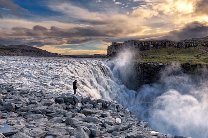 6 Day Iceland Ring Road Highlights Tour With Accommodation - Day 6 West Iceland classics: Grábrók, Hraunfossar, Reykholt, and Deildartunguhver
