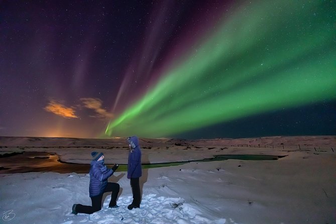 Aurora/Northern light hunt and photos (photography help provided) - How the aurora hunt works around Reykjavik