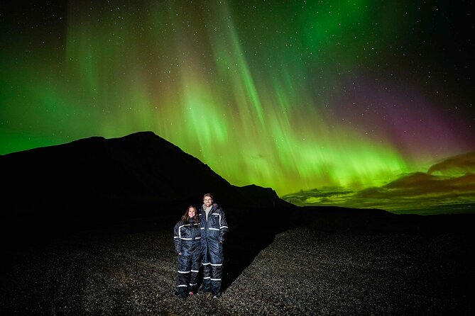 Award Winning Private Northern Lights Tour with All Inclusive - Door-to-door Reykjavik pickup, timed for 8:00 pm aurora hunting