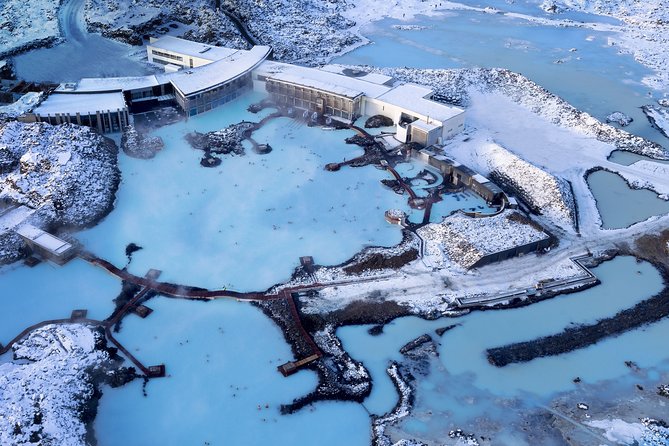 Blue Lagoon & Northern Lights Tour from Reykjavik - Transfers and meeting points: where the day can feel smooth or split