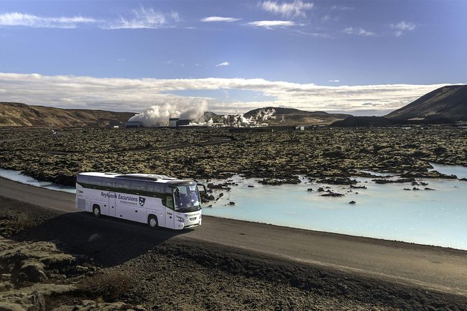 Blue Lagoon & Northern Lights Tour from Reykjavik - Practical packing tips for Blue Lagoon to northern lights weather swings