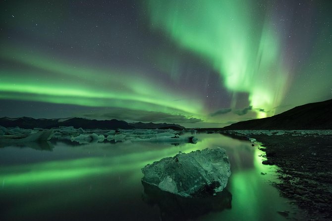 Blue Lagoon & Northern Lights Tour from Reykjavik - Blue Lagoon Comfort Package: what you really get in your ticket