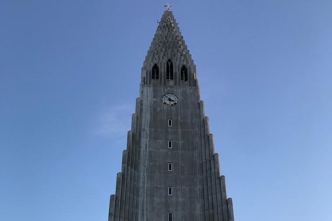 Blue Lagoon & Reykjavík Sightseeing - PRIVATE TOUR - Harpa Concert Hall: that glass building near the old harbor