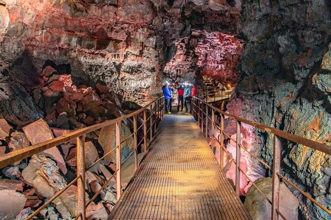 Buggy Lava Tunnel Tour - What You Drive and Why It Feels Different Than a Bus