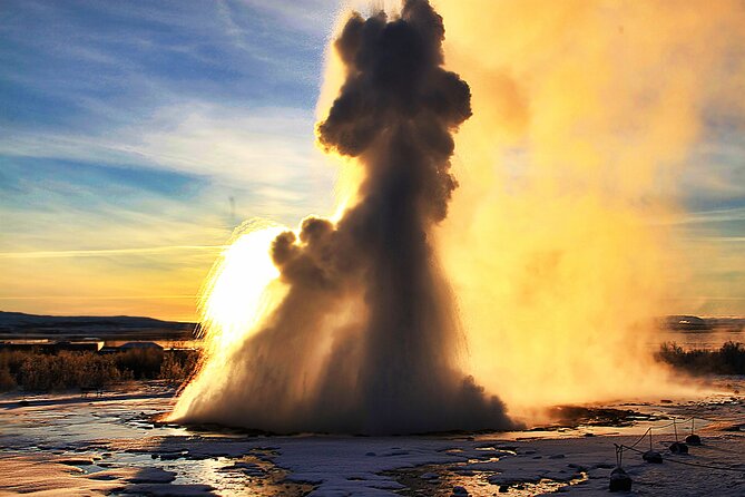 Day Trip to the Golden Circle and Hot spring Geyser by 4WD Jeep from Reykjavik - Planning Your Day: Meals, Layers, and a Long Ride