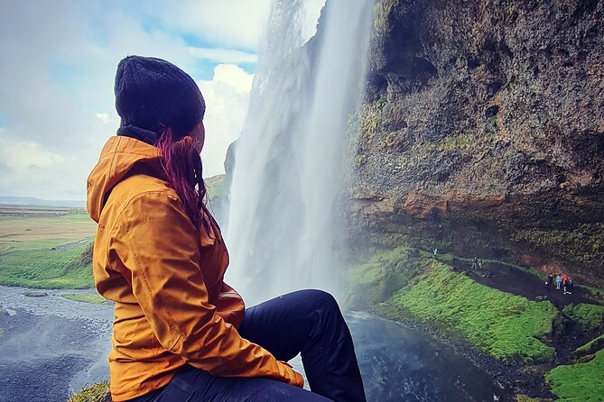 Explore the Waterfalls of the South Coast - Stops 4 and 5: Gljufrabui and Seljalandsfoss, the two ways to experience walking near water
