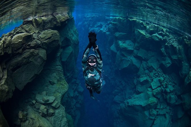 Freedive Silfra Half Day Tour - In the water between continents: what Silfra feels like in real time