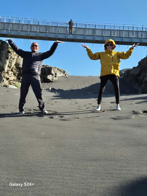 From Airport to Adventure: Private Reykjanes Peninsula Tour - Gunnuhver Hot Springs: When Geothermal Energy Takes Over