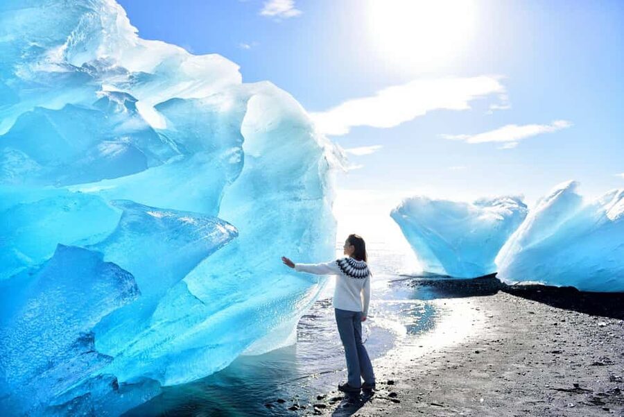 From Reykjavik: 3-Day Northern Lights Hunt & Glacier Lagoon - Why this winter route works from Reykjavik to Vík