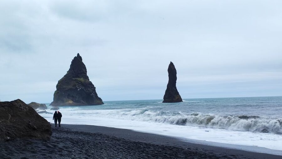 From Reykjavik: 3-Day South Coast Winter Tour with Ice Cave - Price and value: what $977 per person really buys