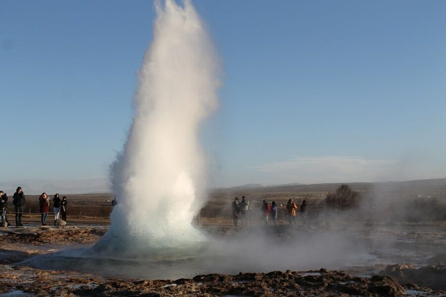 From Reykjavik: 4-Day Blue Ice Cave and Northern Lights Tour - South Coast Days Two and Three: Reynisfjara and Jökulsárlón glacier lagoon
