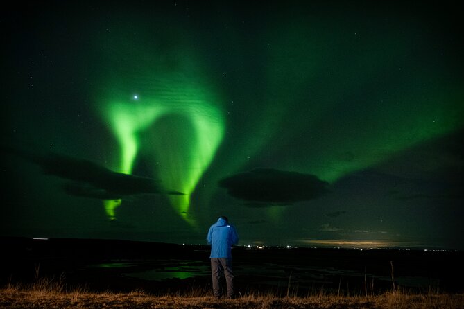 From Reykjavik 4x4 Minibus Northern Lights with Photo and Cocoa - Who This Northern Lights Trip Fits Best