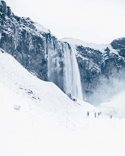 From Reykjavík: 6-Day Around Iceland Ring Road Tour - Day 1: Þingvellir, Geysir, Gullfoss, then waterfalls to the South Coast
