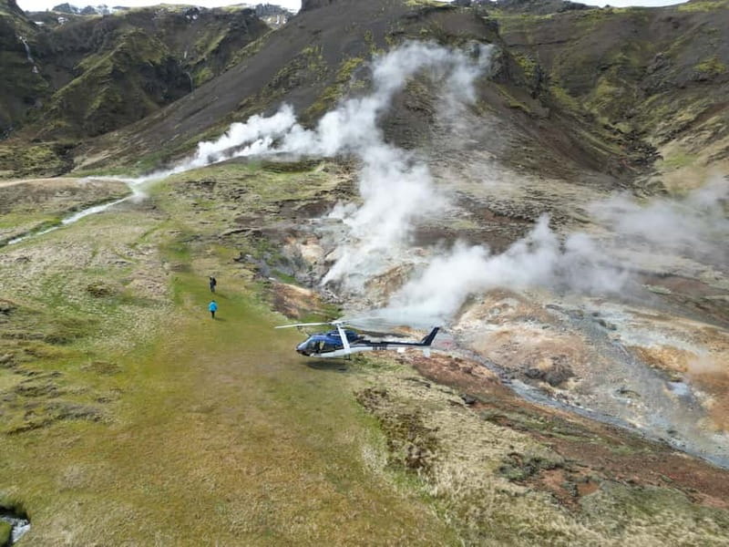 From Reykjavik: Fire And Ice Helicopter Tour with 2 Landings - Comfort and safety: what the pilot and guide quality means