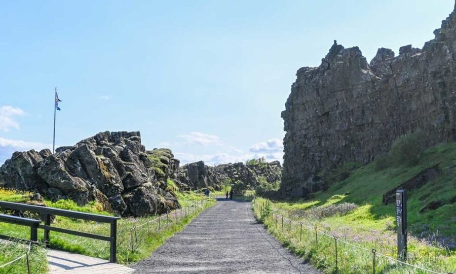 From Reykjavík: Full-day Golden Circle & Horse Riding Tour - Who this tour fits best (and who should skip it)