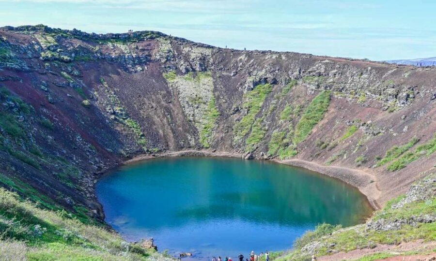 From Reykjavik: Full Day Whale Watching & Golden Circle Tour - The 10-hour pacing: how to make one day feel like two