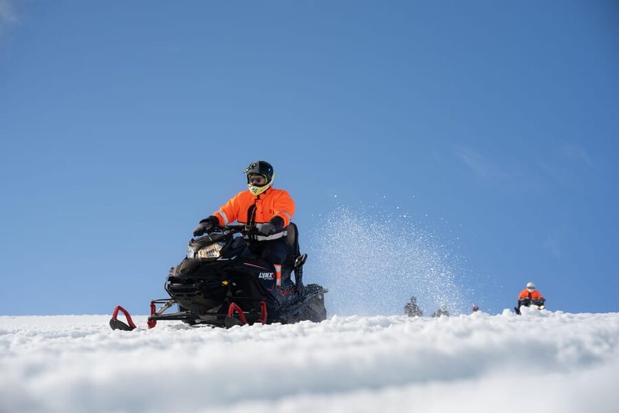 From Reykjavik: Golden Circle and Snowmobiling Tour - A 10-hour Golden Circle day with Langjökull snowmobiling