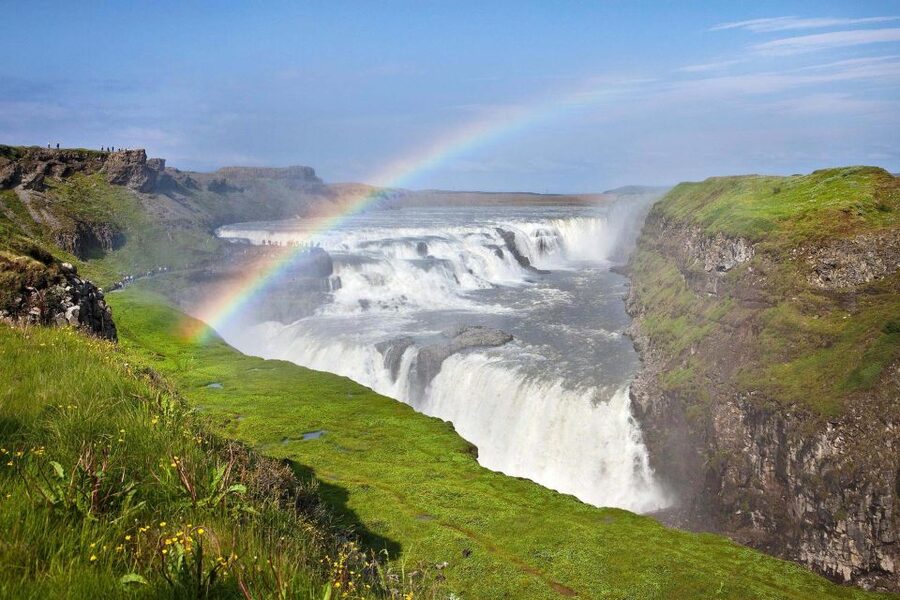 From Reykjavik: Golden Circle Guided Tour & Sky Lagoon Visit - Thingvellir National Park: Where Iceland’s Plates Are Exposed