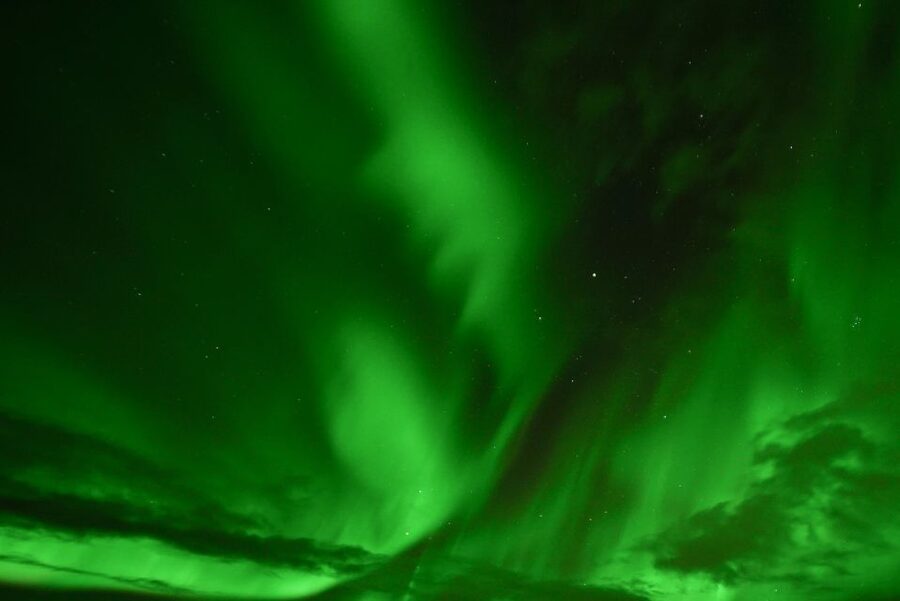 From Reykjavík: Golden Circle & Northern Lights Combo - Minibus comfort, Wi-Fi, and what to pack
