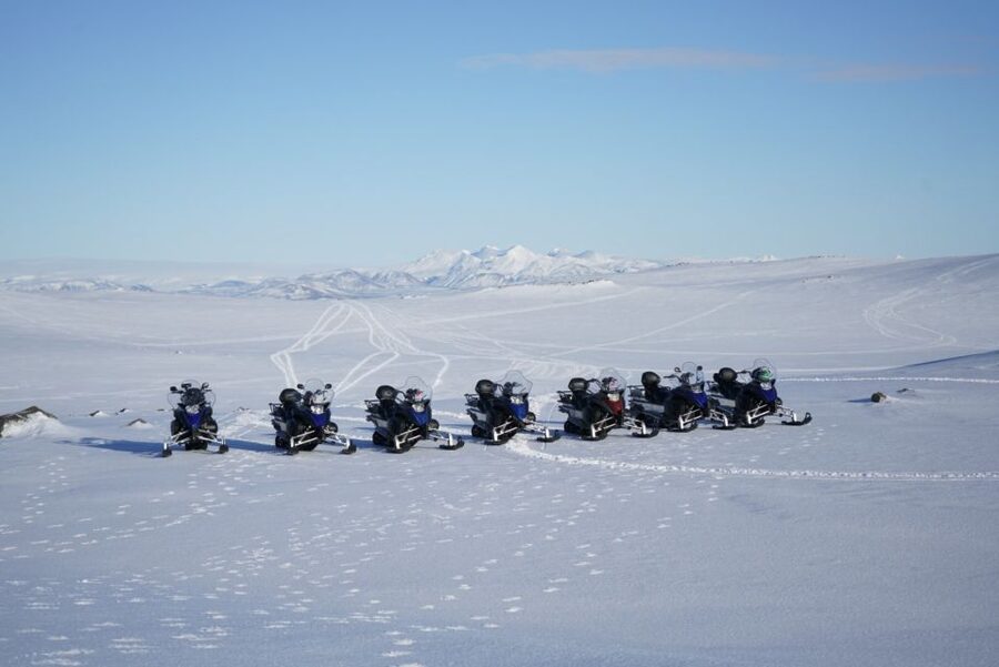From Reykjavik: Golden Circle Super Jeep & Snowmobiling Tour - Super jeep time on the Golden Circle: comfort that helps you focus