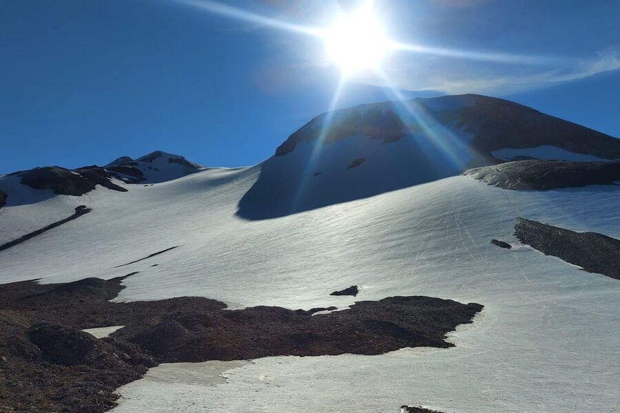 From Reykjavik: Kerlingarfjöll Hiking Day Tour - Guides and drivers: the people who make the day run smoothly