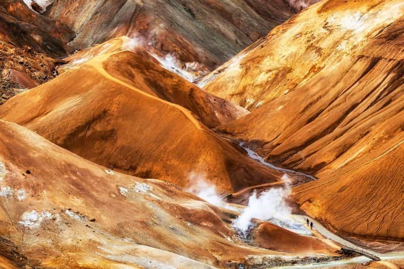 From Reykjavik: Kerlingarfjöll Hiking Day Tour - The morning drive: Reykjavík to the southern Icelandic highlands