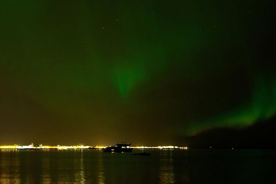 From Reykjavik: New Years Fireworks by Boat - Your “Itinerary” at Sea: What Happens During the Cruise Window