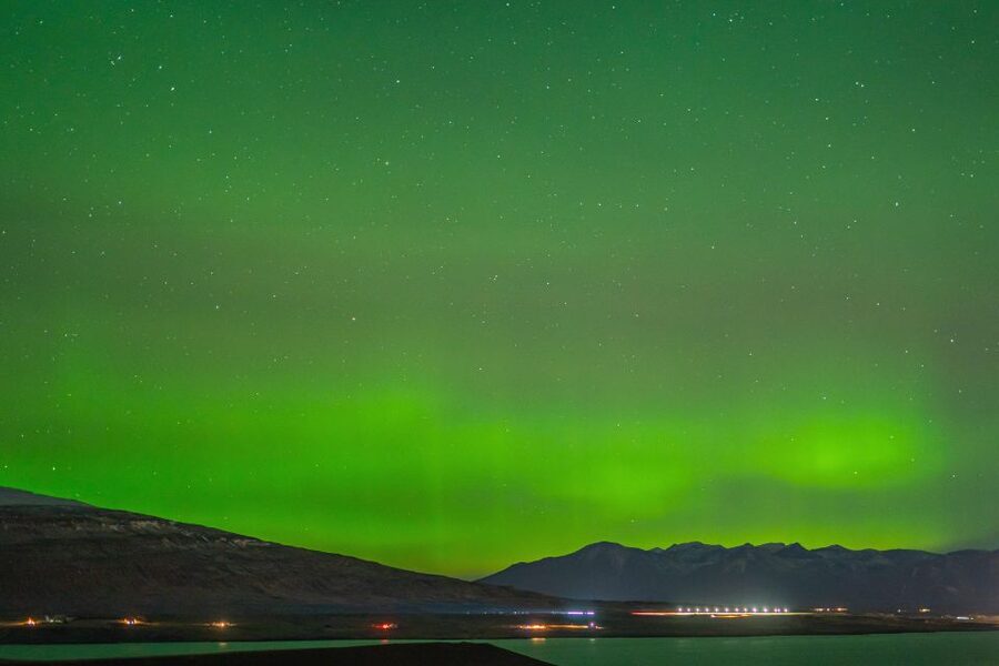 From Reykjavik: Northern Lights Guided Tour with Photos - Key points before you book
