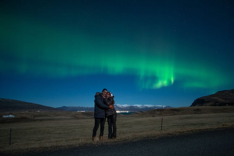 From Reykjavik: Northern Lights Guided Tour with Photos - The search strategy: multiple stops, short drives, and no fixed endpoint