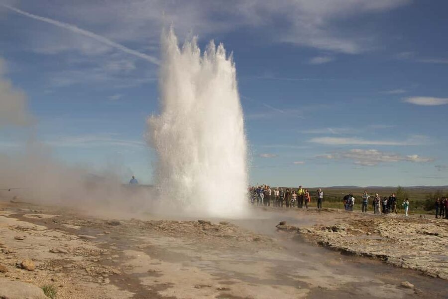 From Reykjavik: Private Golden Circle Tour with Kerið Crater - Gullfoss waterfall: when the views come with force