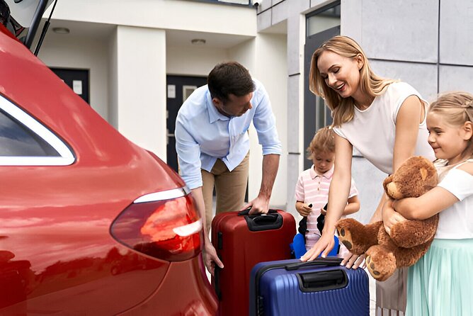 From Reykjavik: Private Transfer to KEF Airport in Iceland - Key things to know before you go