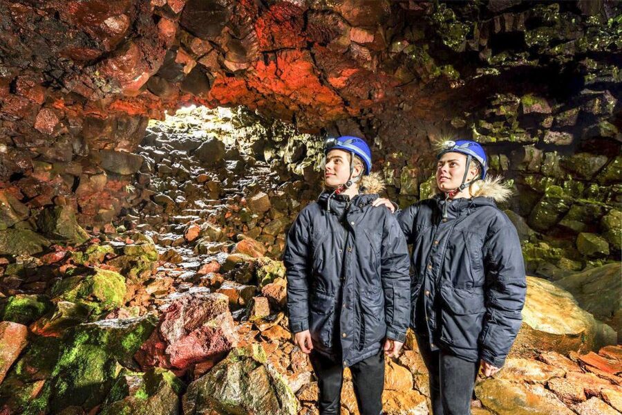 From Reykjavik: Raufarhólshellir Lava Tunnel by Bus - Meeting at BSI Bus Terminal, and why 15 minutes helps
