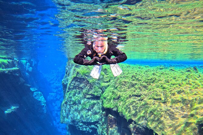 From Reykjavik- Silfra Snorkeling transfer included - Timing in summer: beat the crowds and protect your experience