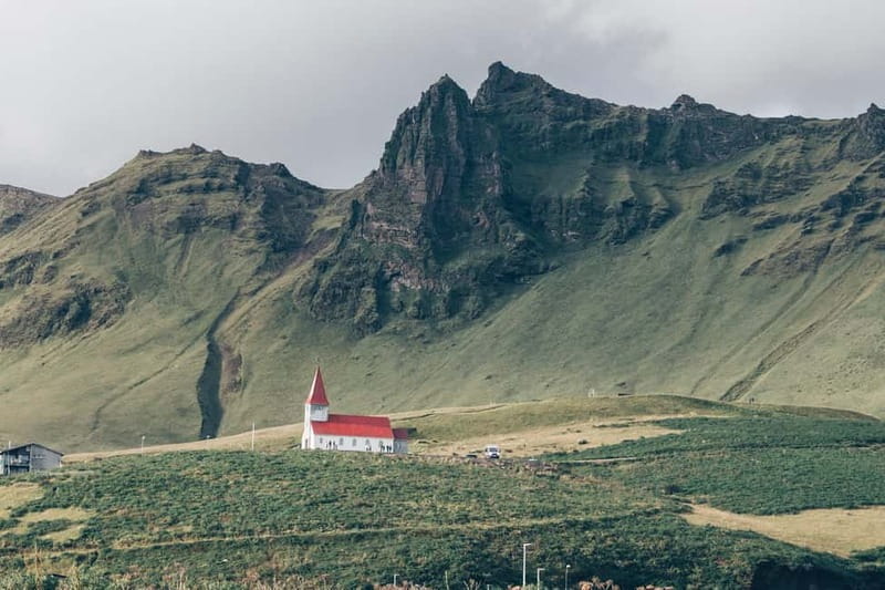 From Reykjavik: South Coast & Sky Lagoon Small-Group Tour - Vik lunch and the practical reality of a quick town break