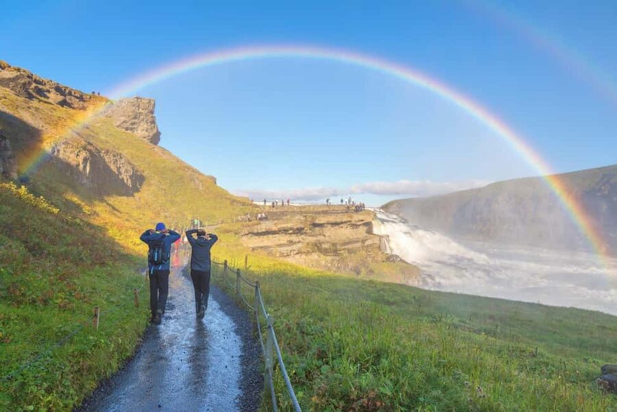 From Reykjavík: Unforgettable 5-Day Iceland Stopover Tour - Golden Circle day: Þingvellir, Geysir, and Gullfoss in one loop
