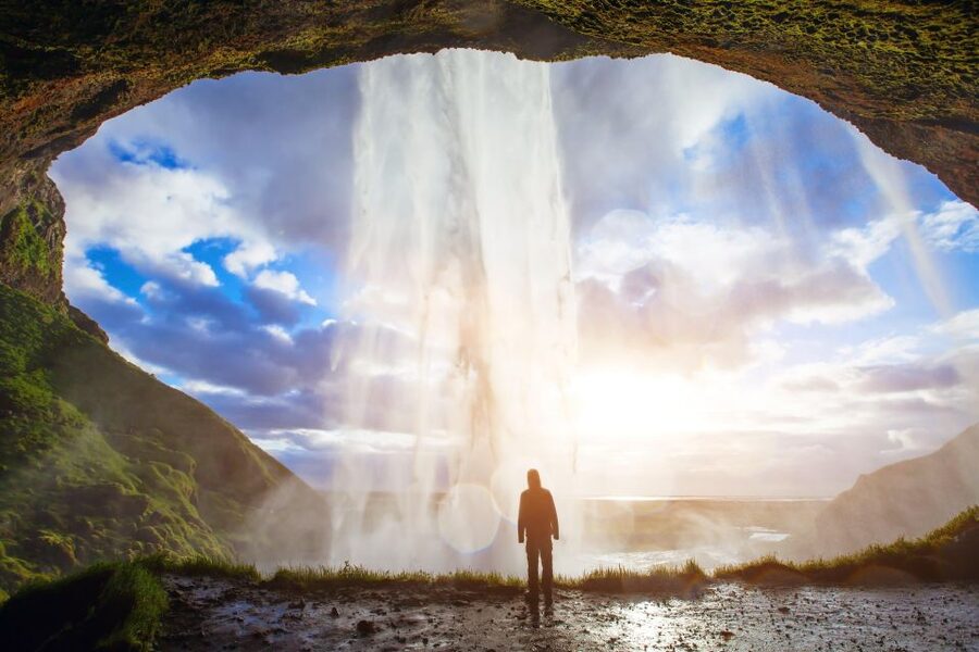 From Reykjavík: Vík Lava Show & South Coast Waterfalls Tour - Seljalandsfoss: the falls plus the walk behind them