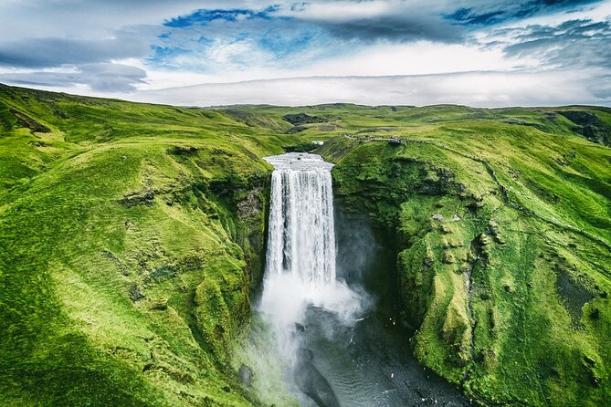 Full Day Private Bespoke South Coast Tour - Sólheimajökull Glacier Edge: A Close-Up, Short Hike Feel