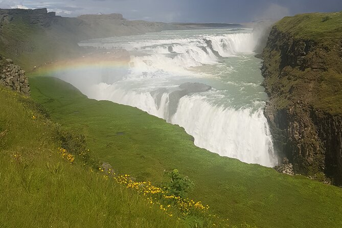 Full Day Private Golden Circle and Hot Springs Tour in Hvammsvík - Geysir and the Strokkur show: geothermal energy on schedule