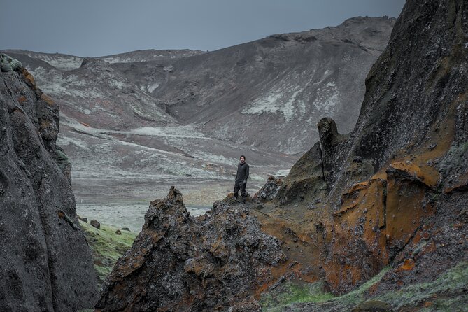 Full-Day Private Golden Circle Photography Tour in Iceland - Gullfoss: walk-in power and sensory waterfall experience