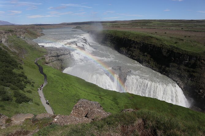 Geological Golden-Circle Tour / Small group adventure - Geysir: Strokkur Heat, Sulfur Smell, and a Real Lunch Break