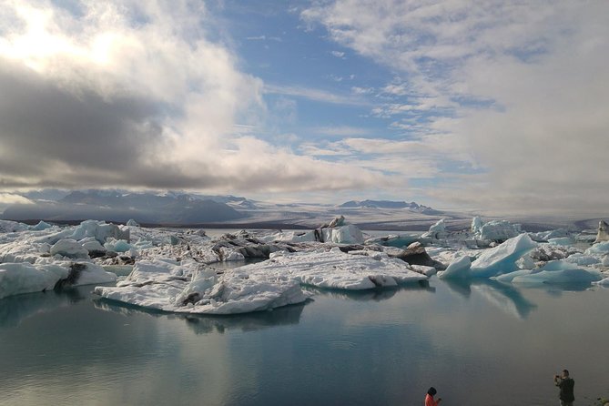 Glacier Lagoon, Diamond Beach, Black Sand Beaches and Waterfalls - Vatnajökull stop: seeing Iceland’s water glacier in context