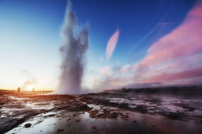 Golden Circle and Glacier Snowmobiling Day Trip from Reykjavik