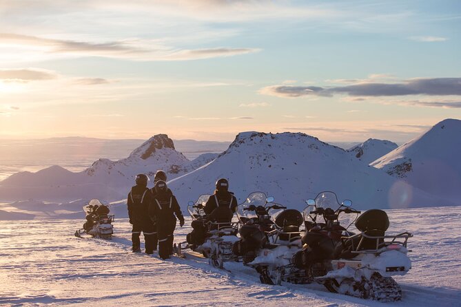 Golden Circle and Glacier Snowmobiling Day Trip from Reykjavik - Price and Value: What $300 Actually Covers
