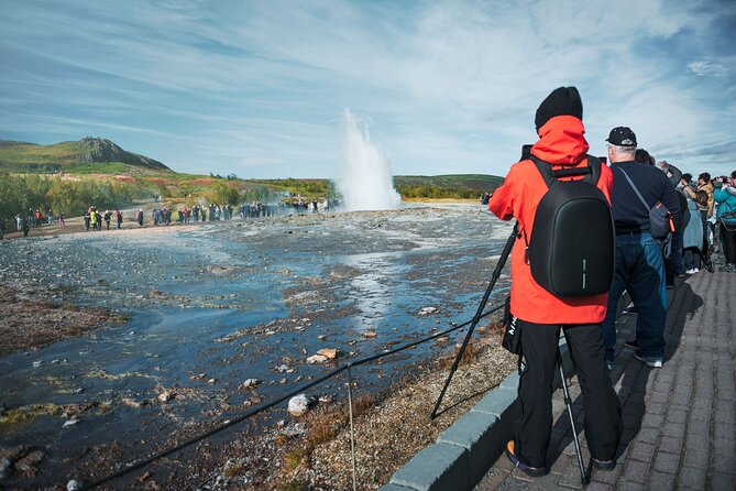 Golden Circle Classic Tour with Secret Lagoon Relaxation - Guides, audio app, and comfort that help on a long day