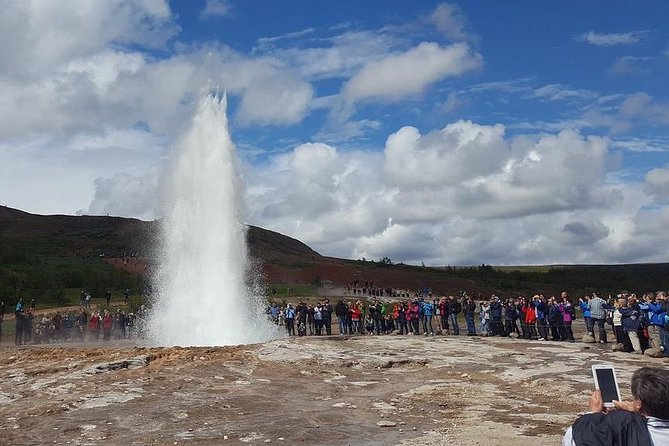 Golden Circle Express. Private Tour from Reykjavik - Stop 2: Haukadalur geothermal valley and Strokkur’s repeat performance